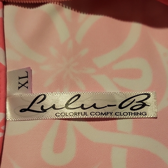 Lulu-B Pink Floral Sleeveless Blouse - Picture 7 of 7